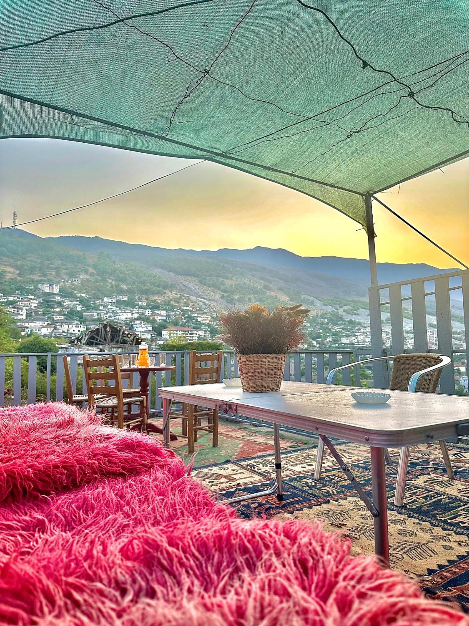 Hotel Grandpas House Gjirokastër Exterior foto