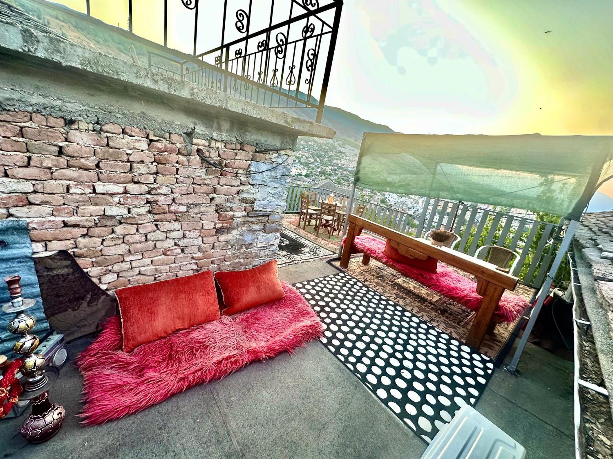 Hotel Grandpas House Gjirokastër Exterior foto